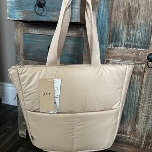 BEIS EXPANDABLE PUFFER TOTE BEIGE NWT RARE SOLD OUT ONE WEEK LISTING ONLY